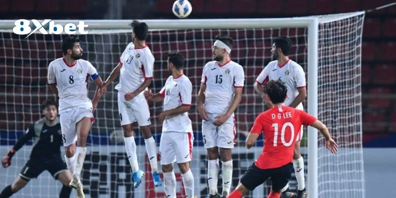 Kèo Đá Phạt Tại 8xbet - Hé Lộ Bí Kíp Bắt Kèo Thắng Đậm Tiền! 2 Đa dạng kèo hình thức kèo đá phạt thú vị tại nhà cái